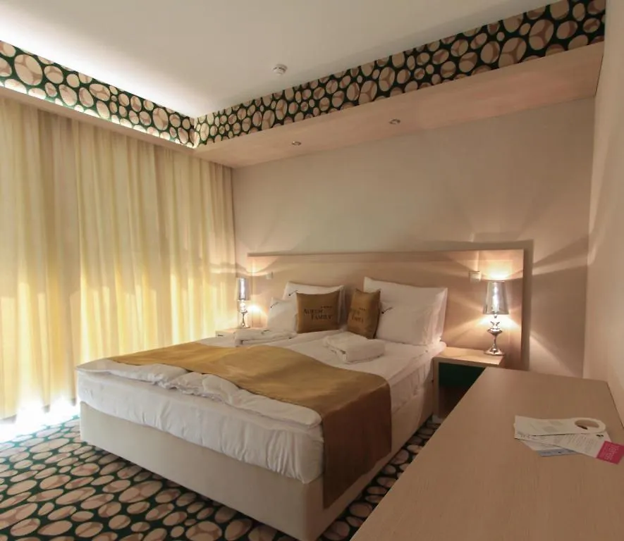 Hotel Aurum Family 