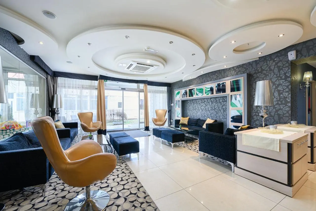 Hotel Aurum Family 